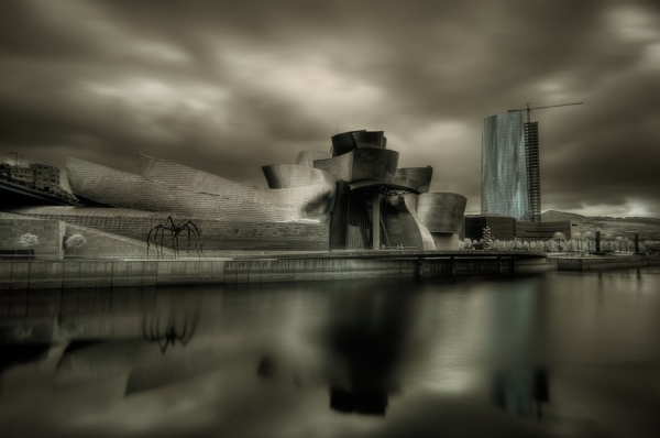 Photograph Botikario Net Guggenheim on One Eyeland